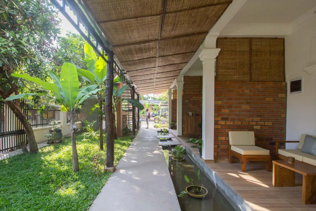 Angkor Dino Home Siem Reap Exterior photo